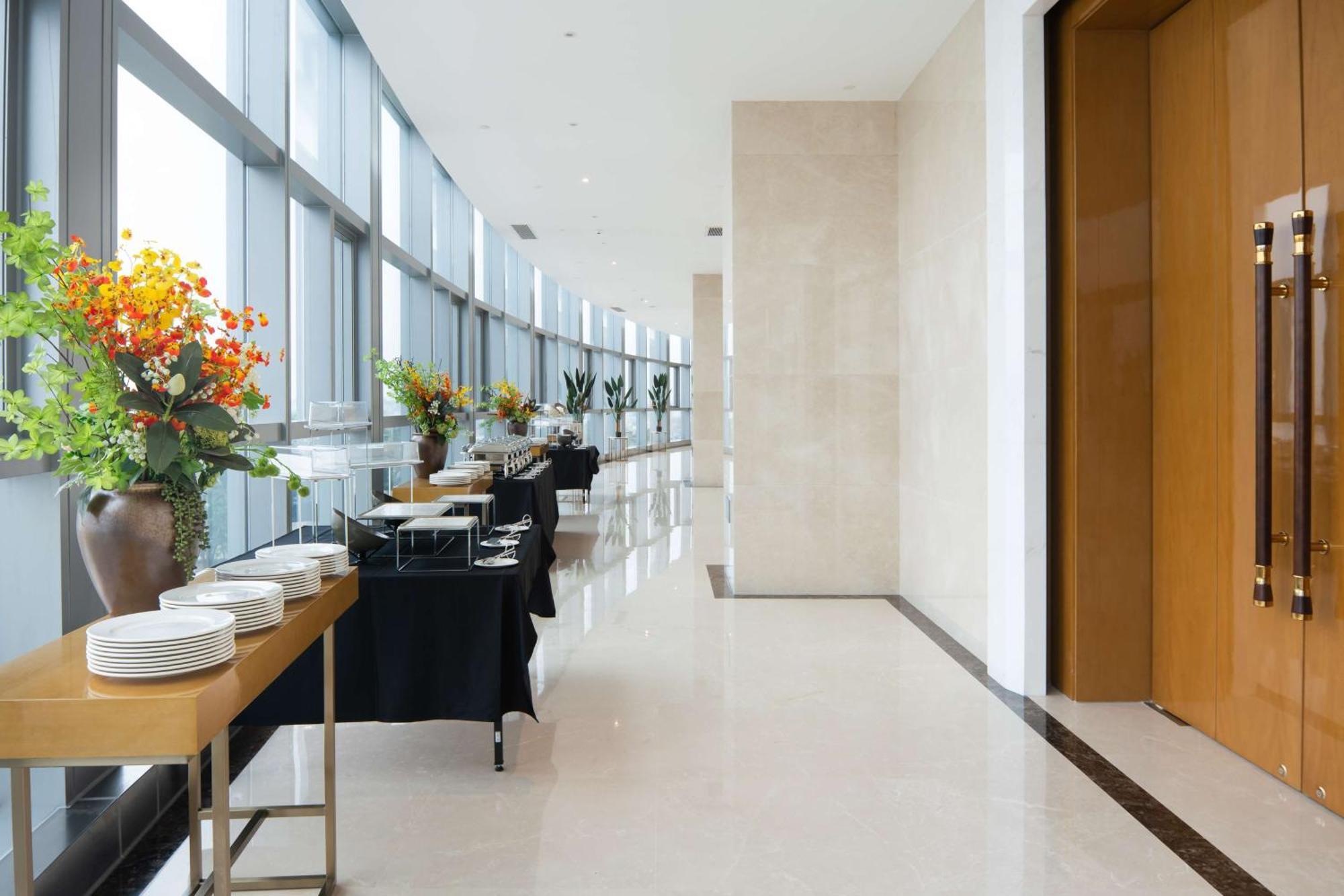 Hilton Brazzaville Les Tours Jumelles Hotel & Residences Luaran gambar