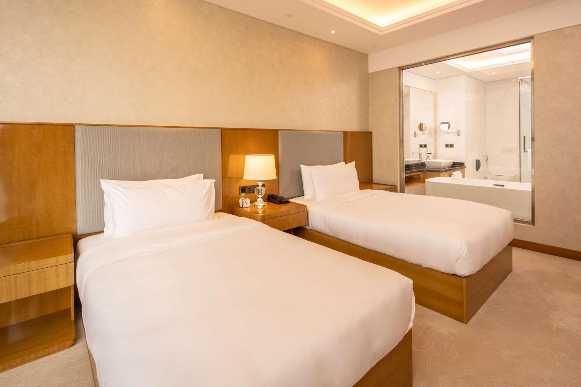 Hilton Brazzaville Les Tours Jumelles Hotel & Residences Luaran gambar